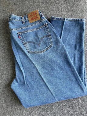 Levis 560 Comfort Fit Mens Blue Jeans 42X32 Denim